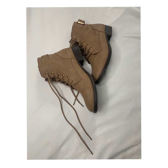 Shoes - Boots
